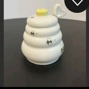 Ceramic Beehive Honeypot